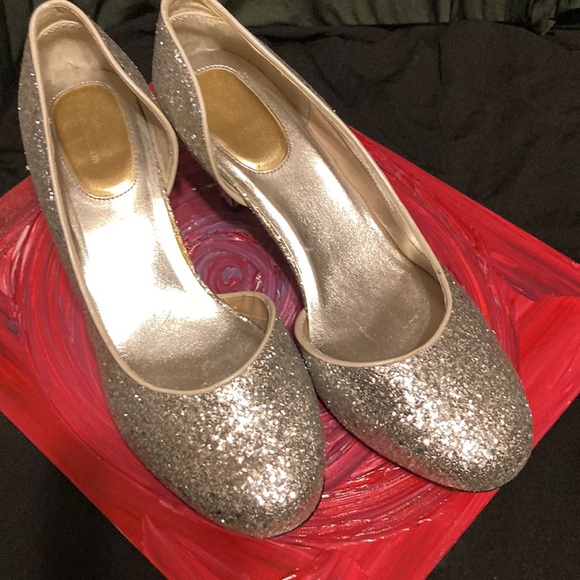 Heels - Picture 14 of 17